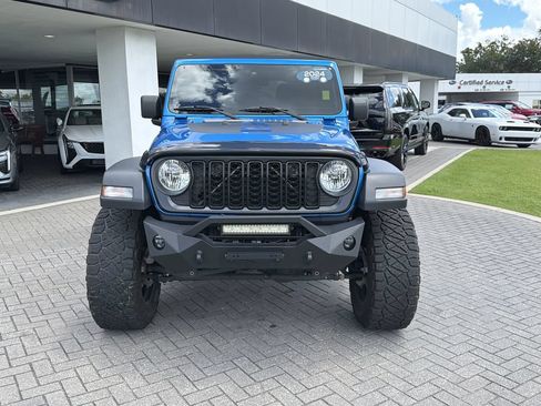 Used 2024 Jeep Wrangler Unlimited Sport AWD/4WD image 9