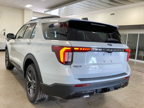 New 2026 Ford Explorer ST-Line image 35