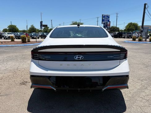 Used 2025 Hyundai Sonata SEL FWD image 4