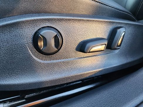 Used 2022 Volkswagen Passat 2.0T SE image 11