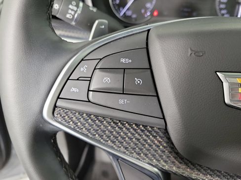 Used 2025 Cadillac XT5 Sportv AWD/4WD image 23