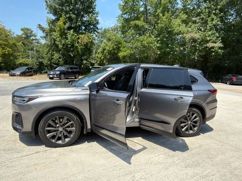 Used 2025 Acura MDX A-Spec AWD/4WD image 18