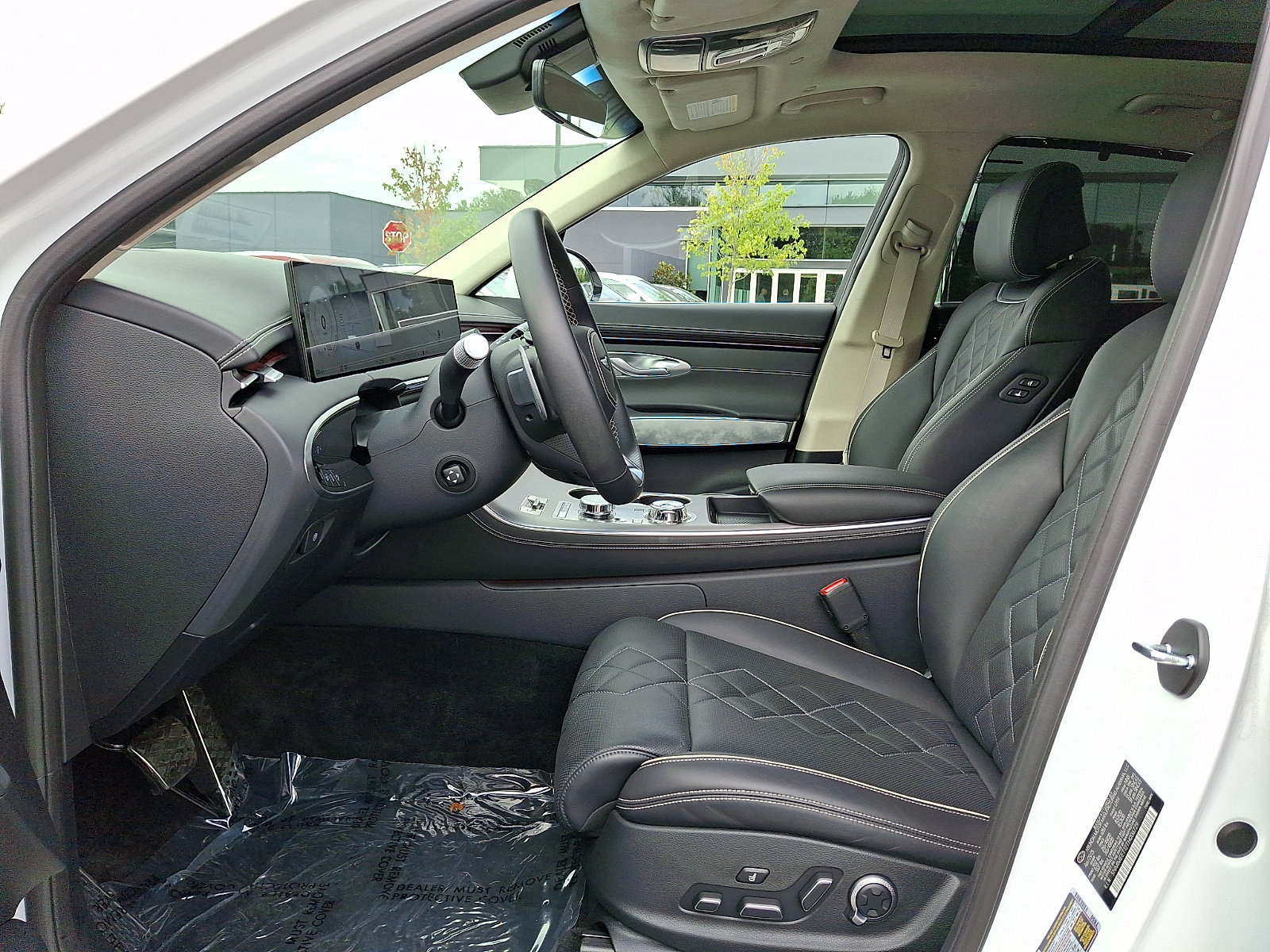 Certified 2026 Genesis Electrified GV70 Prestige AWD/4WD image 13