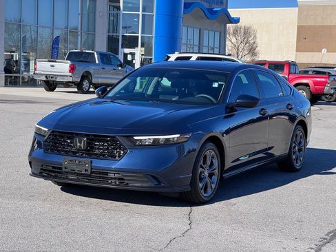 Used 2024 Honda Accord EX image 2