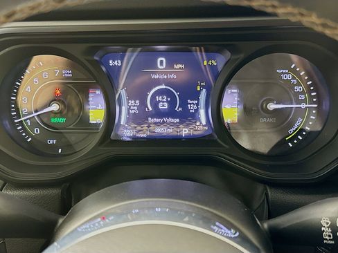 Used 2024 Jeep Wrangler Sahara w/ Technology Group image 18