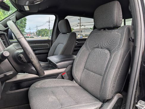 Used 2020 RAM 1500 Big Horn AWD/4WD image 14
