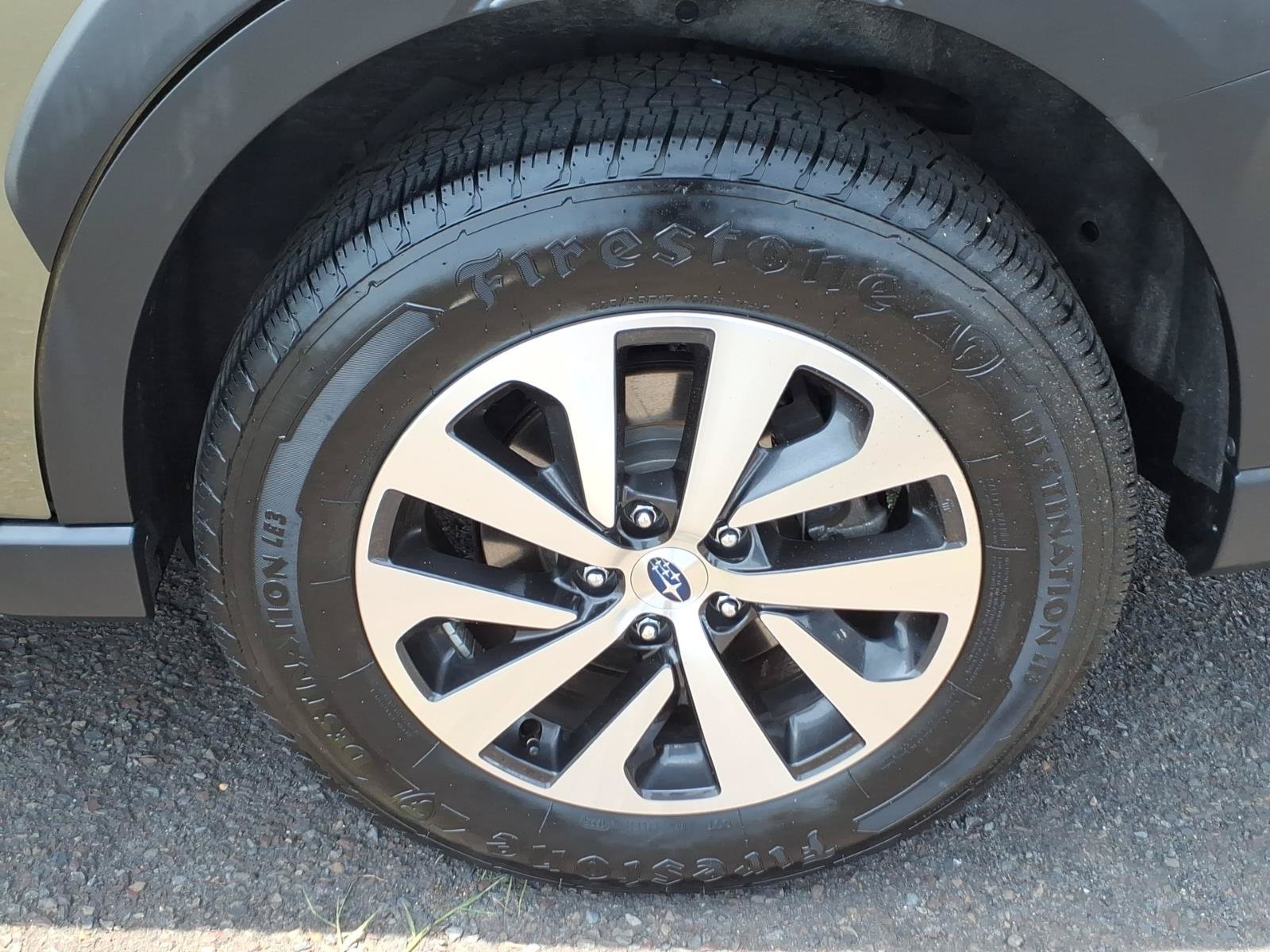 Used 2023 Subaru Outback Premium AWD/4WD image 10
