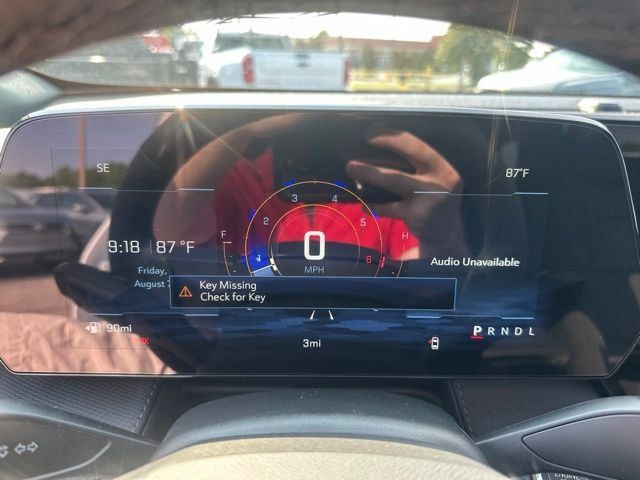 New 2027 Chevrolet Equinox LT w/ Safety and Technology Package FWD image 21