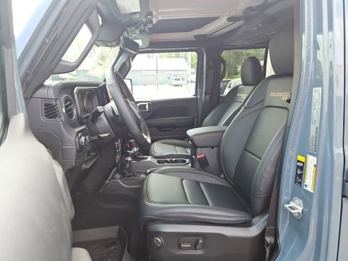 New 2025 Jeep Wrangler Unlimited Rubicon 392 image 31