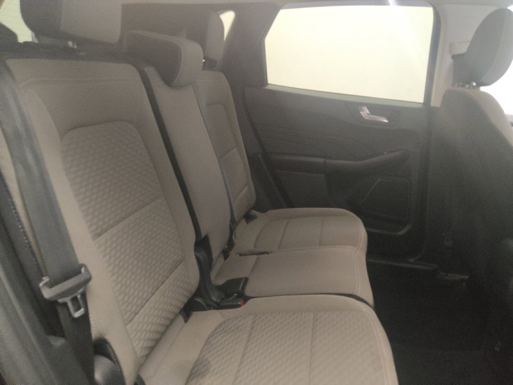 Used 2021 Ford Escape SE FWD image 19