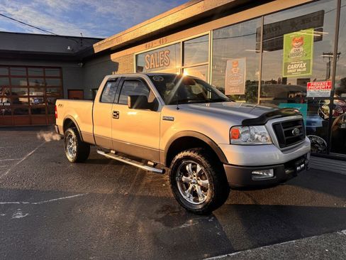Used 2004 Ford F150 XLT image 3