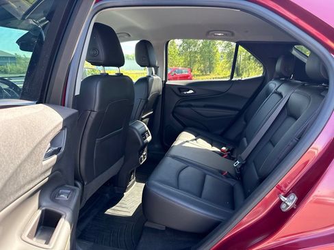 Used 2018 Chevrolet Equinox Premier AWD/4WD image 23