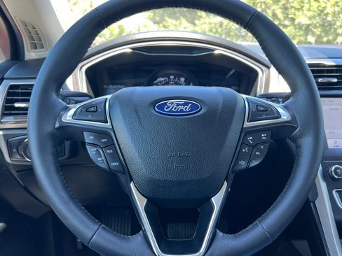 Certified 2020 Ford Fusion SEL FWD image 23