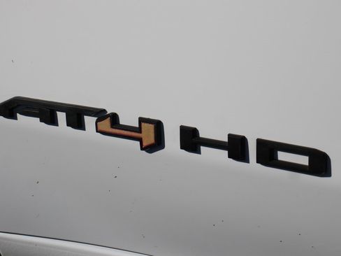 Used 2023 GMC Sierra 2500 AT4 w/ AT4 Preferred Package image 62