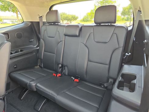 Used 2025 Kia Telluride SX Prestige AWD/4WD image 38