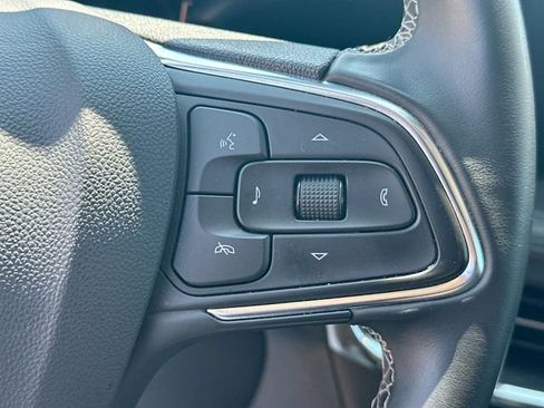 Used 2025 Buick Encore GX Preferred FWD image 41