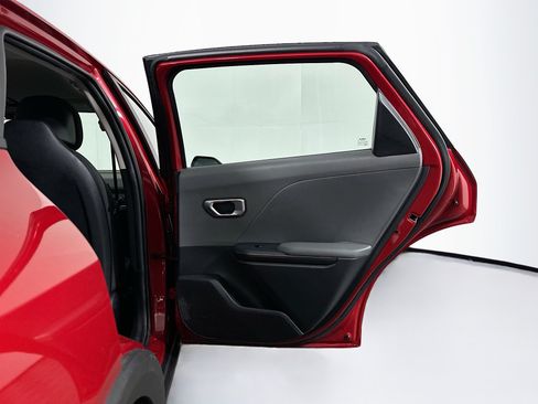 Used 2025 Kia K4 FWD image 29