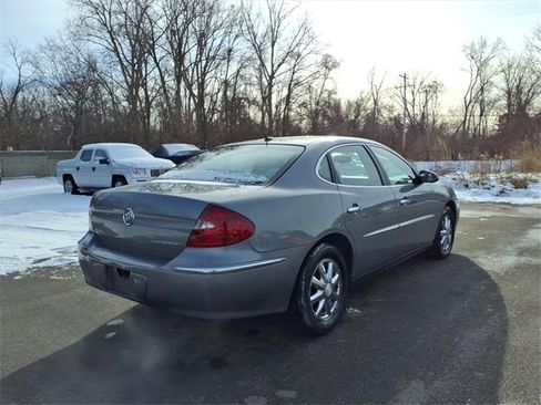 Used 2007 Buick LaCrosse CX w/ Chrome Enhancement Package image 7