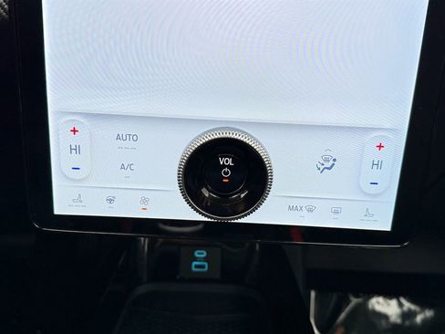 Used 2024 Ford Mustang Mach-E Select w/ Comfort Package Lite image 14