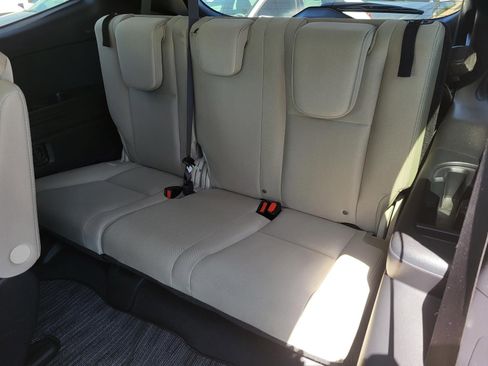 Used 2024 Subaru Ascent Premium w/ Convenience Package image 14