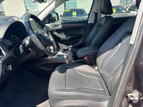 Used 2016 Audi Q5 2.0T Premium Plus w/ Technology Package AWD/4WD image 11