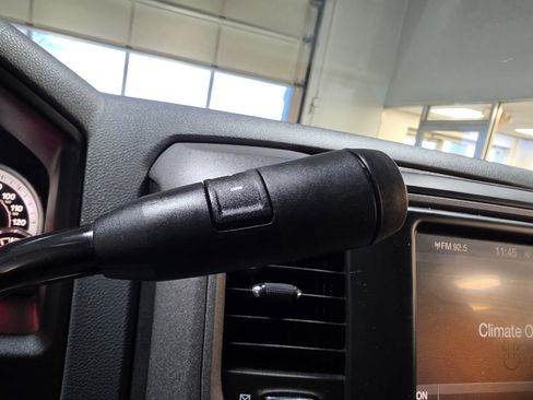 Used 2017 RAM 3500 Tradesman w/ Chrome Appearance Group image 35