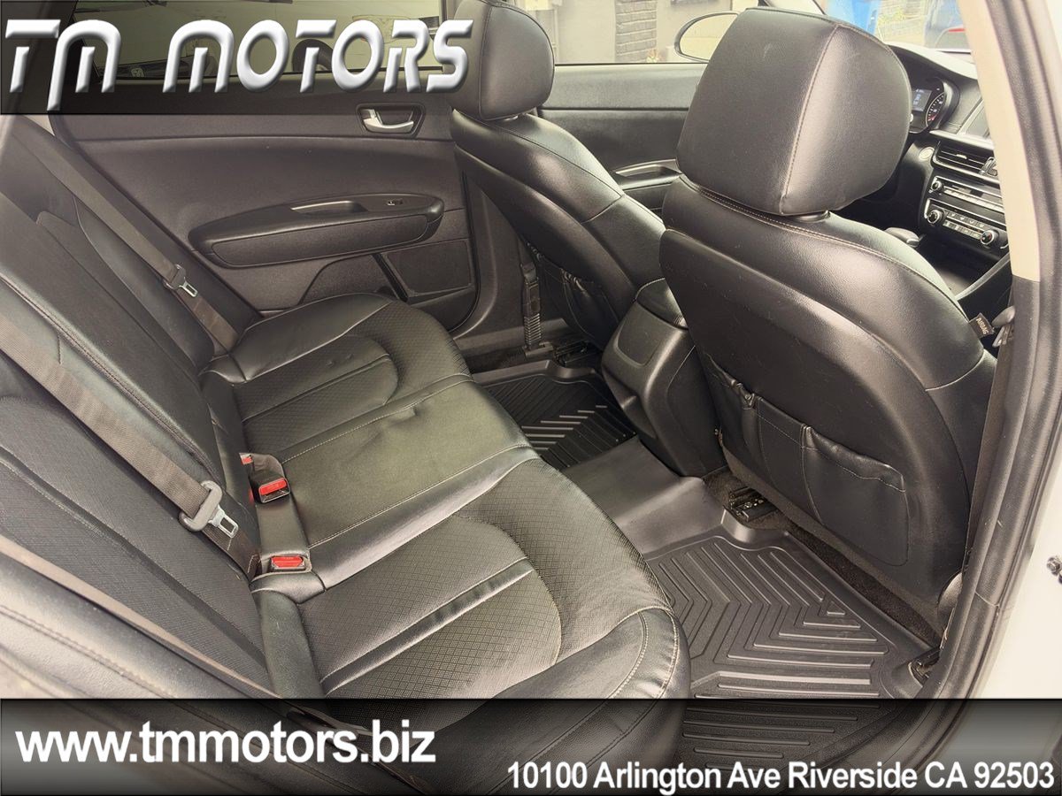Used 2020 Kia Optima SE FWD image 17