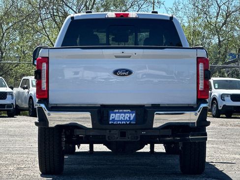 New 2026 Ford F250 Lariat w/ Lariat Ultimate Package image 4