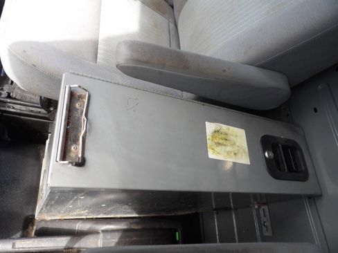 Used 2017 Ford Transit 250 130 Low Roof RWD image 12