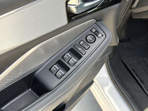 Certified 2023 Acura MDX FWD w/ Technology Package image 15