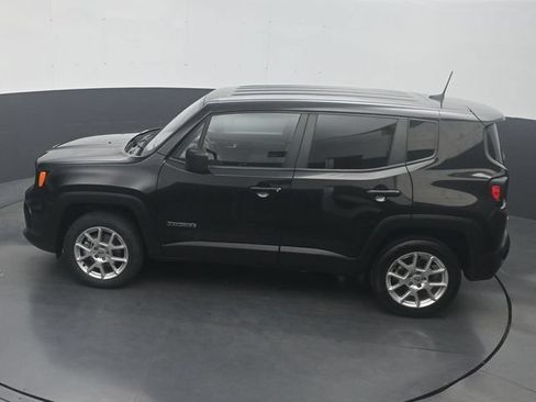Used 2023 Jeep Renegade Latitude AWD/4WD image 22