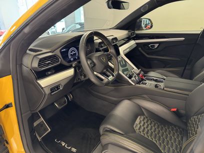Used 2020 Lamborghini Urus