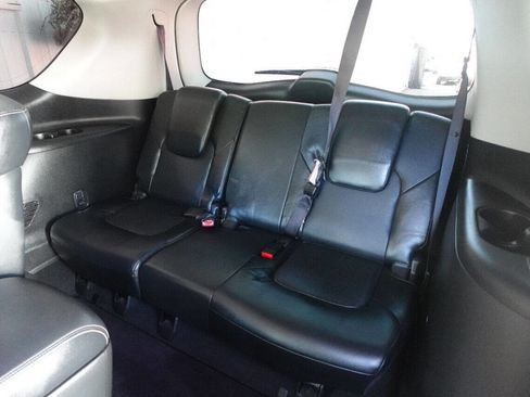 Used 2016 INFINITI QX80 Luxe w/ 22" Wheel Package image 34