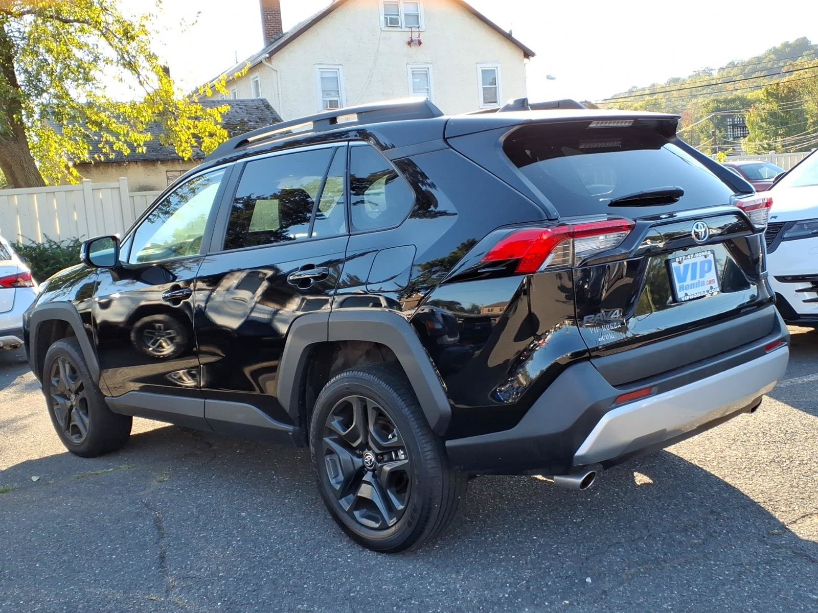 Used 2024 Toyota RAV4 Adventure AWD/4WD image 4