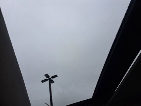 Used 2024 Nissan Rogue SL w/ SL Premium Package image 16