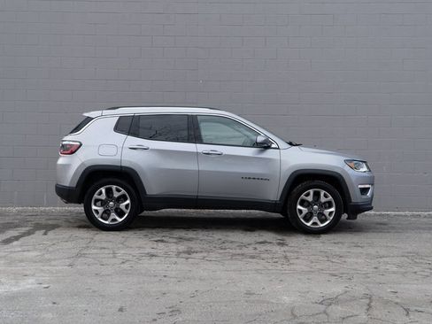 Used 2018 Jeep Compass Limited w/ Navigation Group image 8