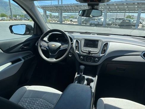 Certified 2023 Chevrolet Equinox LT FWD image 30