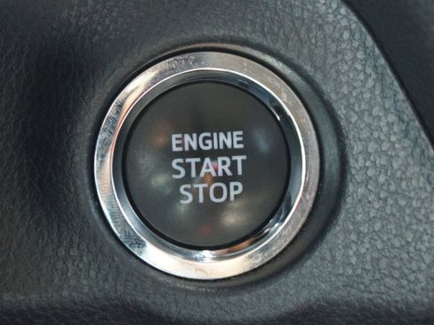 Used 2023 Toyota RAV4 XLE image 9