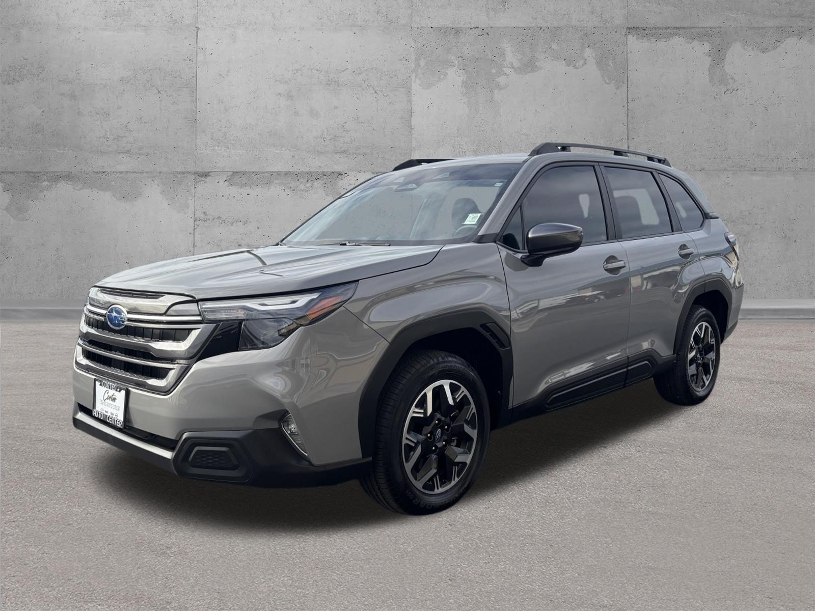 Used 2025 Subaru Forester Premium AWD/4WD image 3