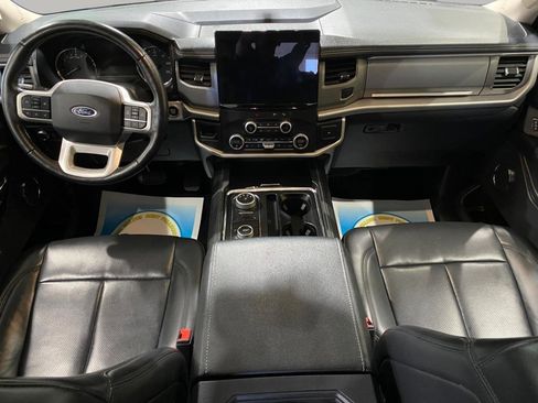 Used 2022 Ford Expedition XLT AWD/4WD image 24