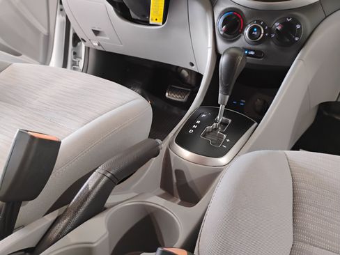 Used 2016 Hyundai Accent SE image 21