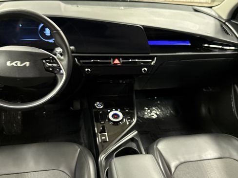 Used 2023 Kia Niro Wind image 18