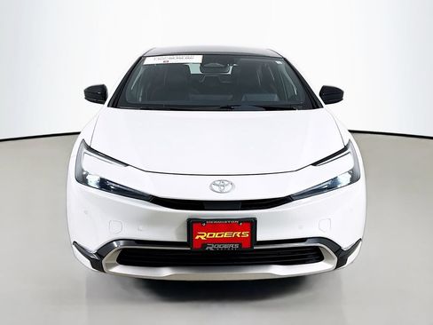 Certified 2024 Toyota Prius Prime Premium FWD image 2