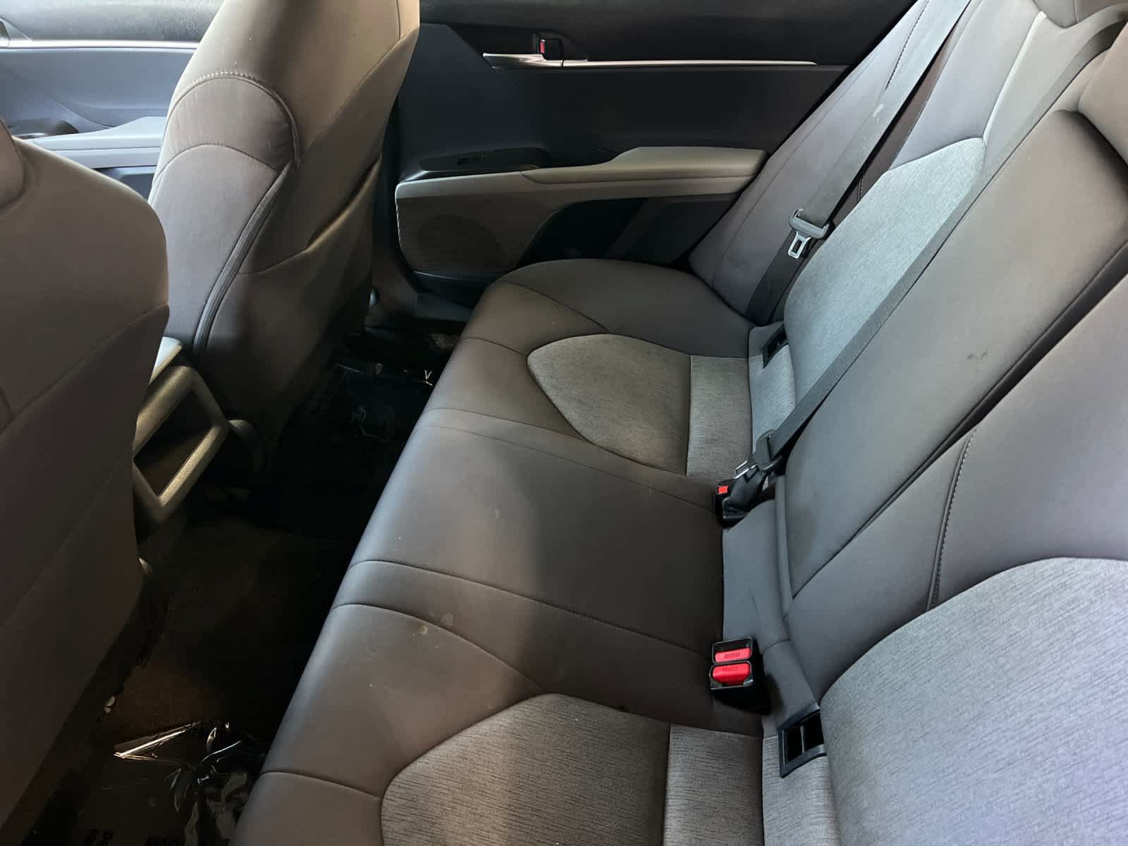 Used 2023 Toyota Camry LE FWD image 5