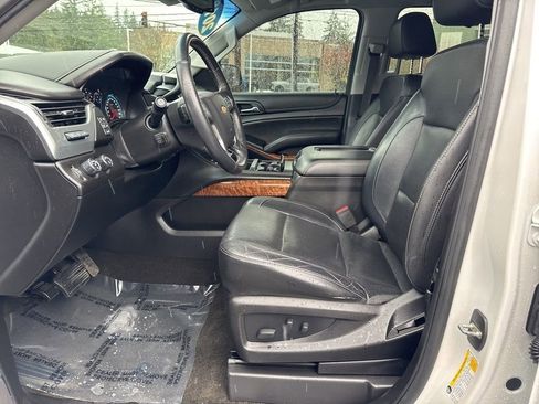 Used 2018 Chevrolet Suburban Premier image 20