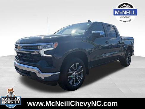 Used 2025 Chevrolet Silverado 1500 LT AWD/4WD image 3
