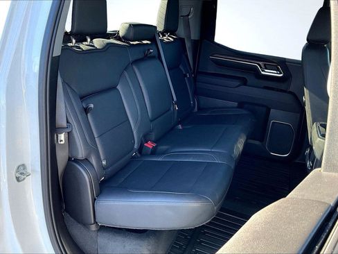 Used 2023 GMC Sierra 1500 SLT w/ SLT Premium Package image 28