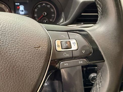 Used 2022 Volkswagen Passat 2.0T SE image 42