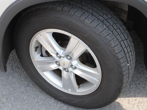 Used 2019 Chevrolet Trax LT w/ LT Convenience Package AWD/4WD image 19