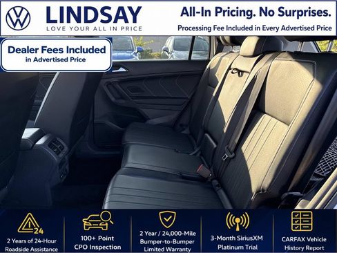 Used 2024 Volkswagen Tiguan SE AWD/4WD image 12